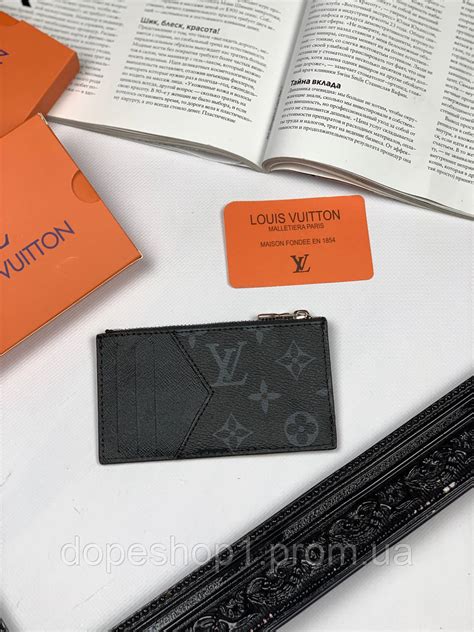 Купить маленький кошелек мужской LOUIS VUITTON.